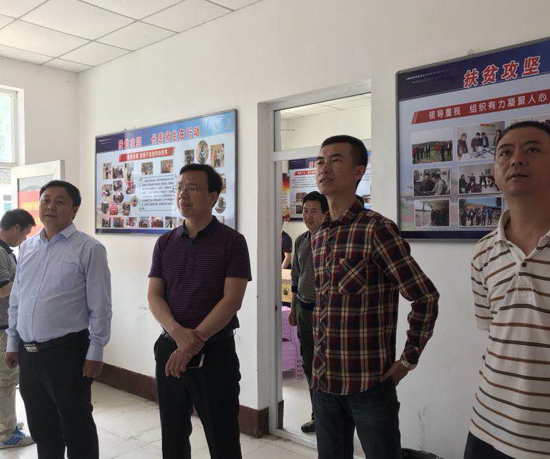 省干部驻村帮扶驻平顺县大队长王金胜开展驻村帮扶工作
